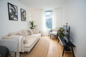 Eastbourne Central Apartment Short and Long Stay welcome